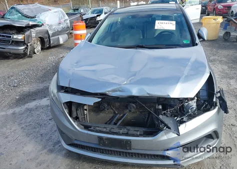 2016 Hyundai Sonata Limited из США, поврежденный, VIN 5NPE34AF2GH431816